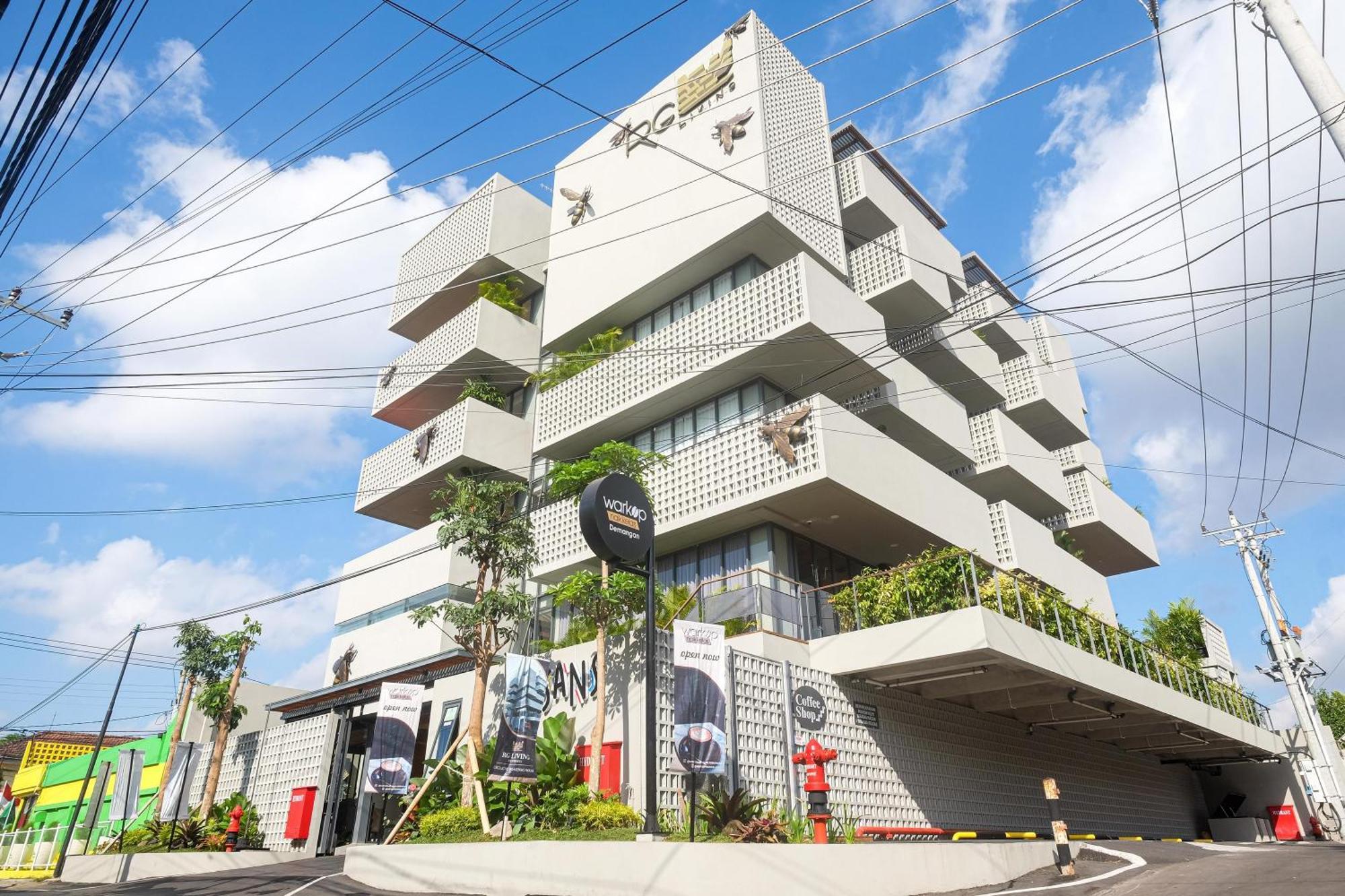 Sans Hotel Rg Living Jogja By Reddoorz Pakualaman Eksteriør bilde