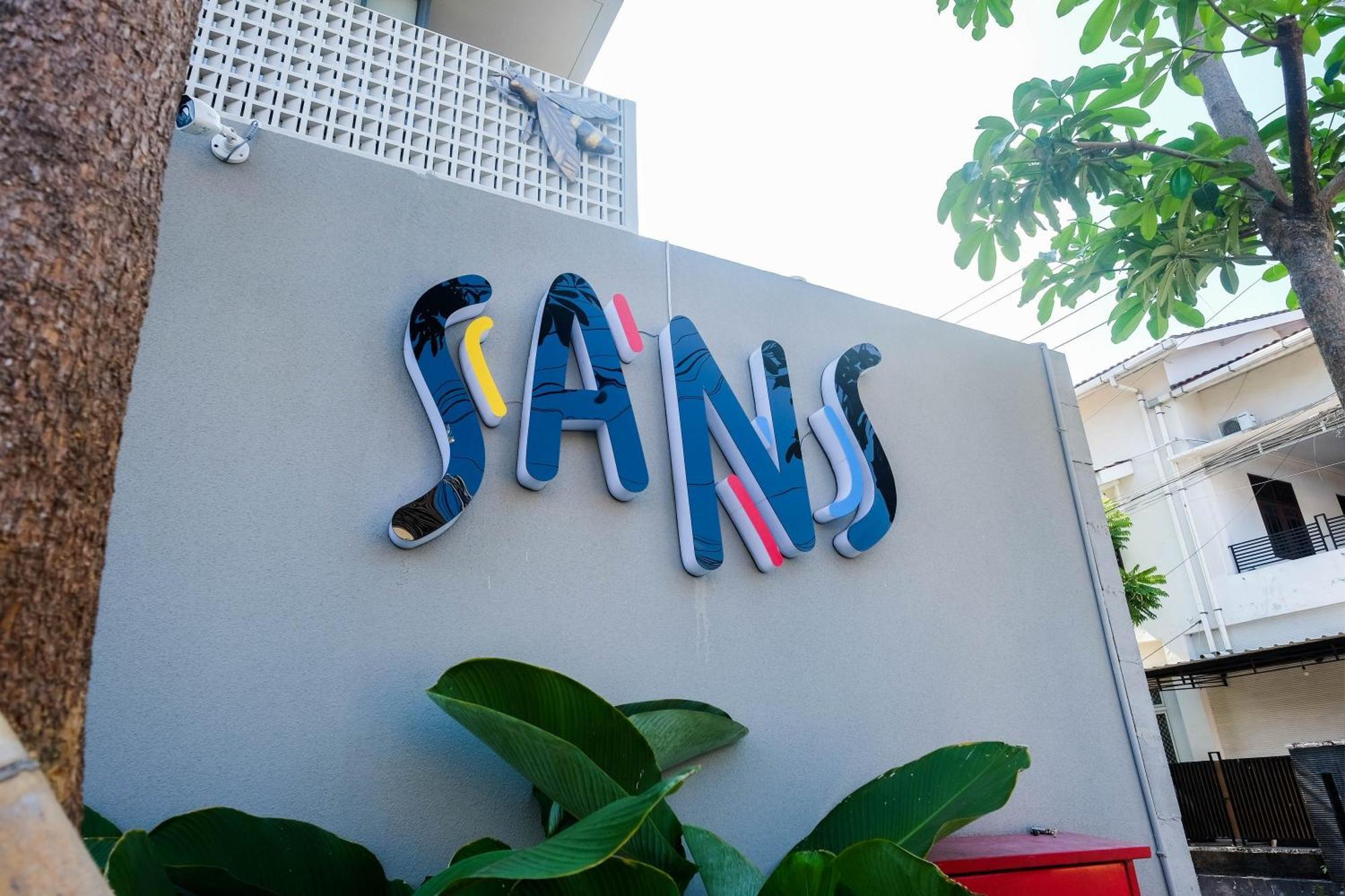 Sans Hotel Rg Living Jogja By Reddoorz Pakualaman Eksteriør bilde