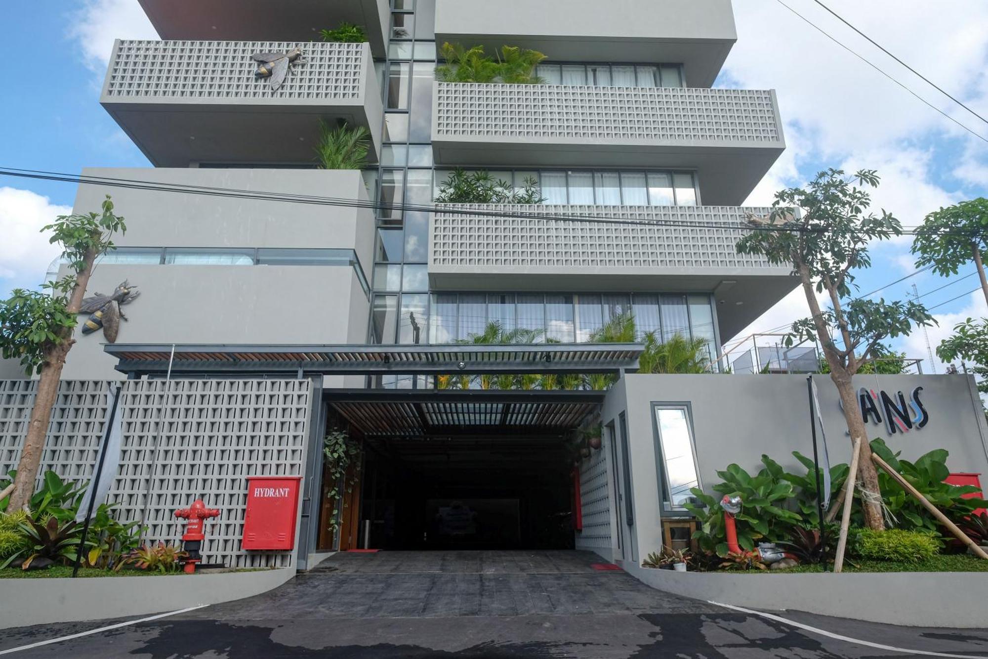 Sans Hotel Rg Living Jogja By Reddoorz Pakualaman Eksteriør bilde