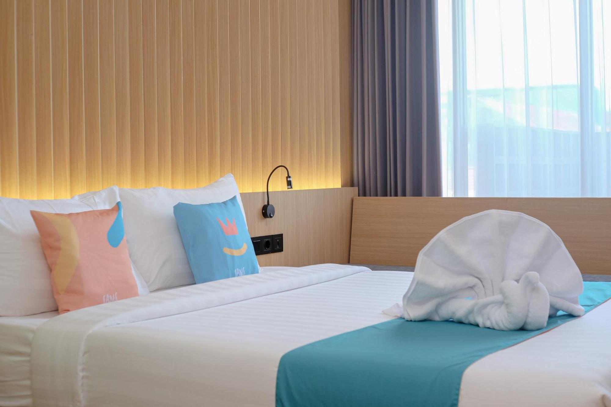 Sans Hotel Rg Living Jogja By Reddoorz Pakualaman Eksteriør bilde