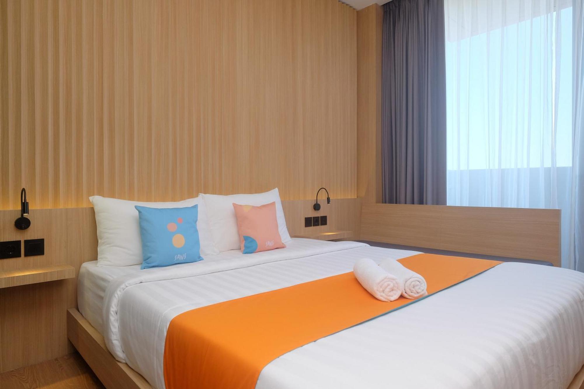 Sans Hotel Rg Living Jogja By Reddoorz Pakualaman Eksteriør bilde